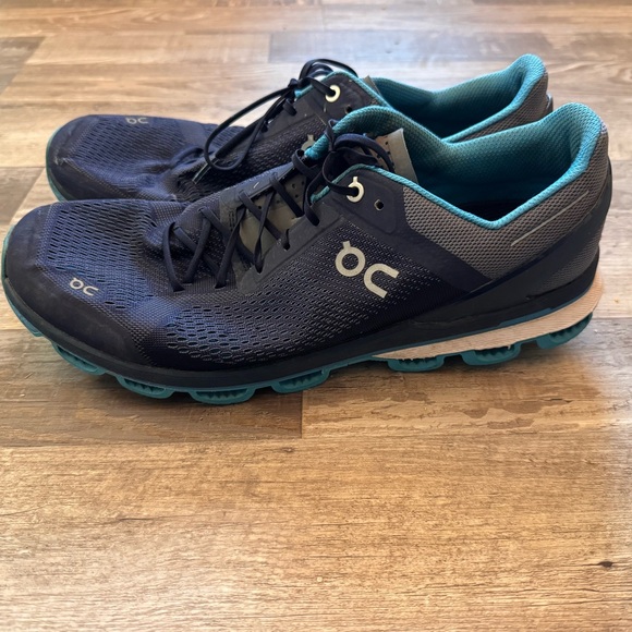 On Running Cloudsurfer Men’s 12.5 Navy Blue Running Shoes Swiss Engineering - Picture 2 of 6